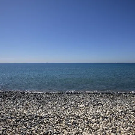 Maroni Beachfront * ラルナカ