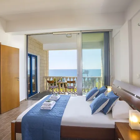 Maroni Beachfront Вилла *
