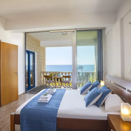 Maroni Beachfront Villa *
